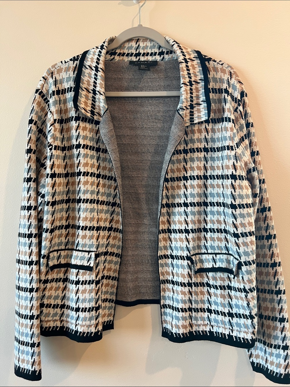 Tahari Black and Cream Blue Plaid Knit Blazer women 12 office church